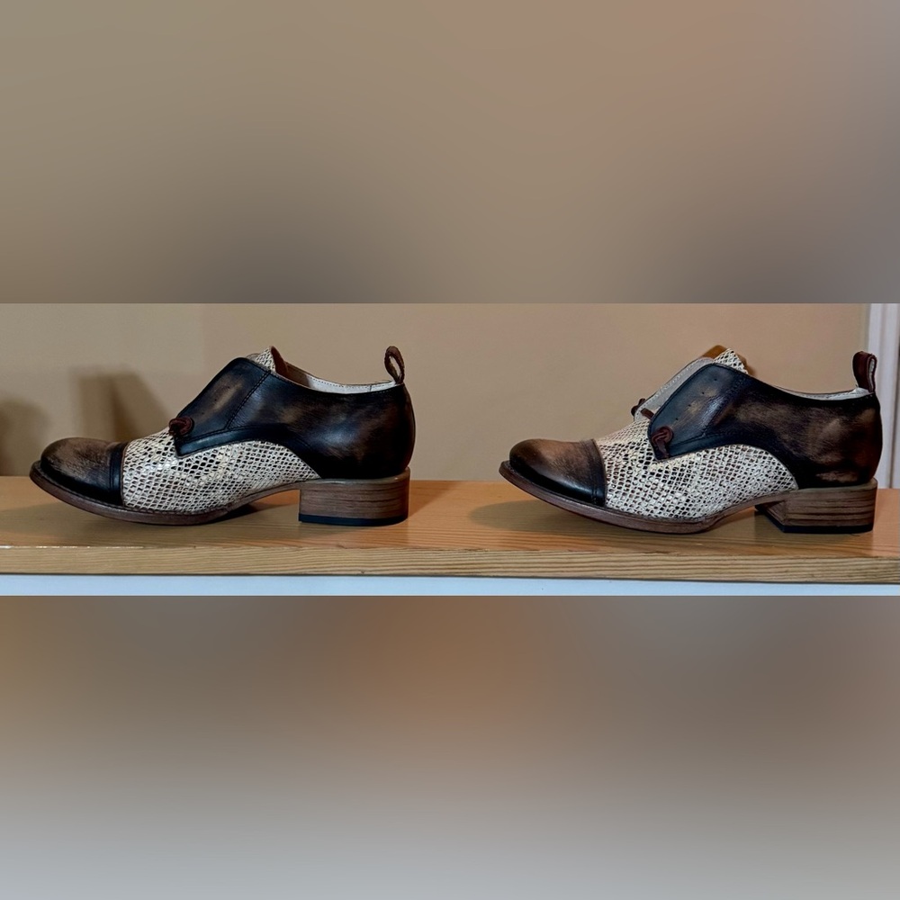 🔥 FREEBIRD Mabel Black & White Snake Leather Shoes – Size 10 – NWOT 🔥 - Picture 3 of 11